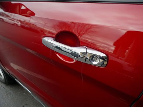 Used 2017 Ford Explorer Limited image 8