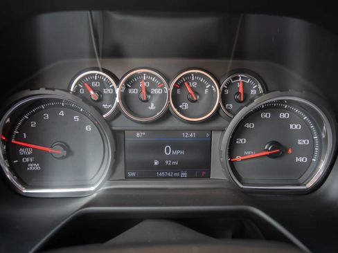 Used 2021 Chevrolet Tahoe LT w/ Luxury Package AWD/4WD image 22