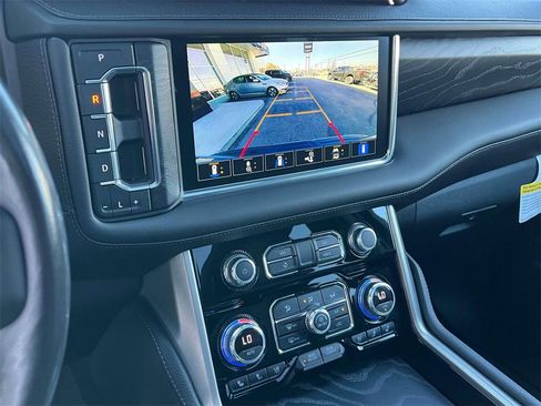 Used 2021 GMC Yukon Denali image 35