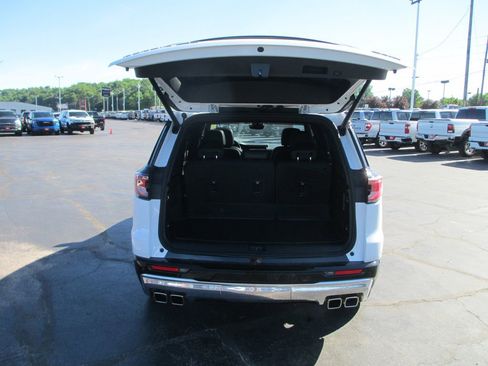 Used 2024 GMC Acadia Denali w/ Super Cruise Package AWD/4WD image 7