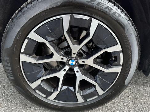 Used 2025 BMW X3 xDrive30i w/ Premium Package AWD/4WD image 11
