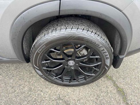 Used 2021 Nissan Rogue S image 25