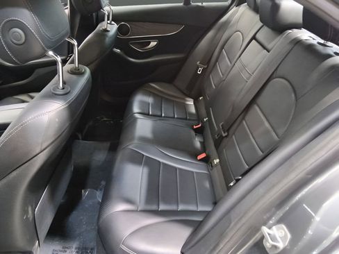 Used 2019 Mercedes-Benz C 300 4MATIC Sedan image 24