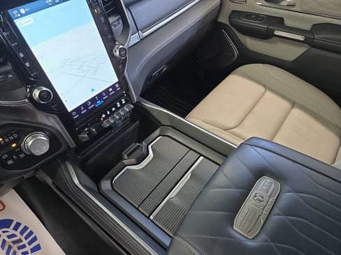 Used 2022 RAM 1500 Limited AWD/4WD image 26