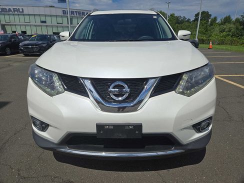 Used 2016 Nissan Rogue SV w/ SV Moonroof Package AWD/4WD image 2