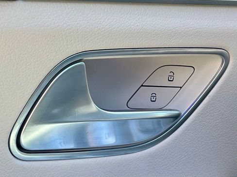 Certified 2024 Mercedes-Benz GLE 450 4MATIC image 36