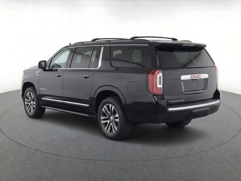Used 2018 GMC Yukon XL Denali w/ Denali Ultimate Package AWD/4WD image 5