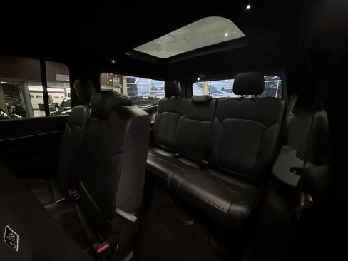 Used 2024 Jeep Wagoneer 4WD w/ Premium Group I image 20