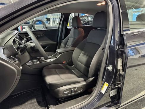 Used 2023 Chevrolet Malibu LT image 24
