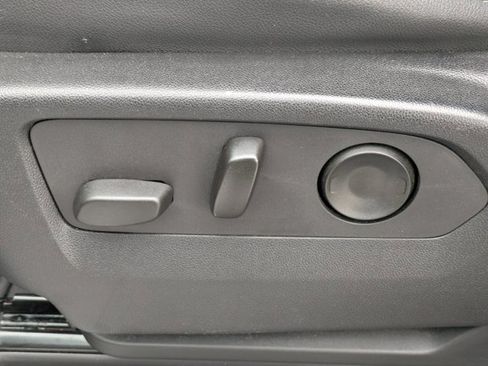 Used 2024 Chevrolet Tahoe LT image 18