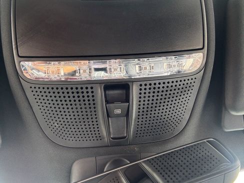 Used 2019 Mercedes-Benz E 300 image 41