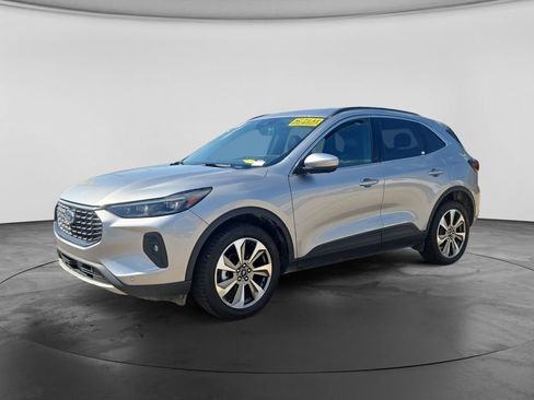 Used 2024 Ford Escape Platinum AWD/4WD image 5