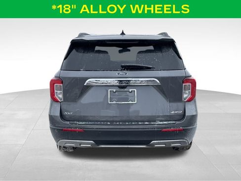 Used 2022 Ford Explorer XLT w/ Equipment Group 202A image 9