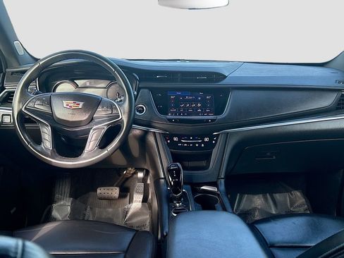 Used 2022 Cadillac XT5 Premium Luxury w/ LPO, Floor Liner Package AWD/4WD image 24