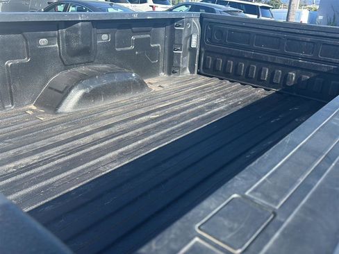 Used 2022 Chevrolet Silverado 3500 LT w/ Convenience Package image 12