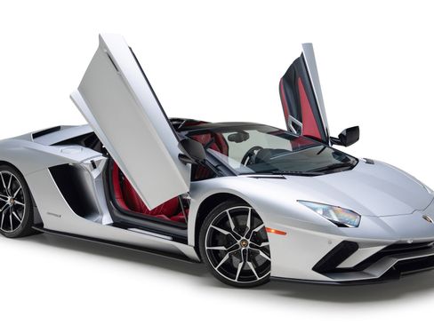 Used 2018 Lamborghini Aventador S AWD/4WD image 35