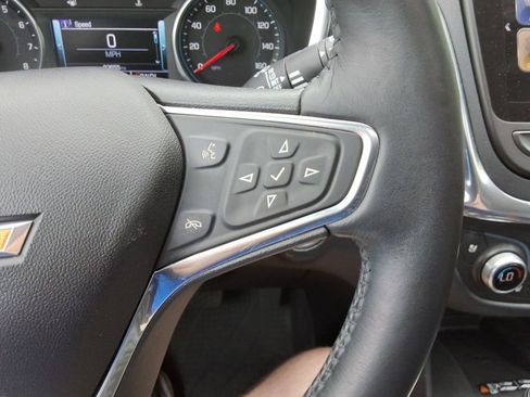 Used 2018 Chevrolet Equinox Premier AWD/4WD image 27