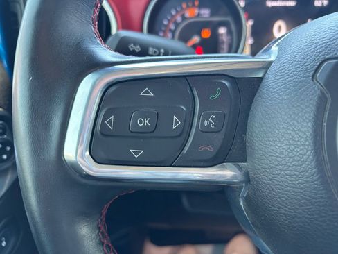 Used 2023 Jeep Wrangler Unlimited Rubicon w/ LED Lighting Group AWD/4WD image 23
