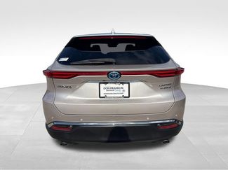 Used 2021 Toyota Venza Limited w/ Advanced Technology Package AWD/4WD video 4