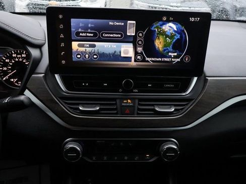 Used 2023 Nissan Altima 2.5 SL image 25