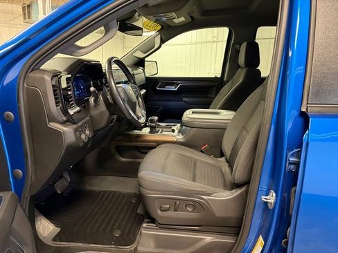 Used 2022 Chevrolet Silverado 1500 LT image 13