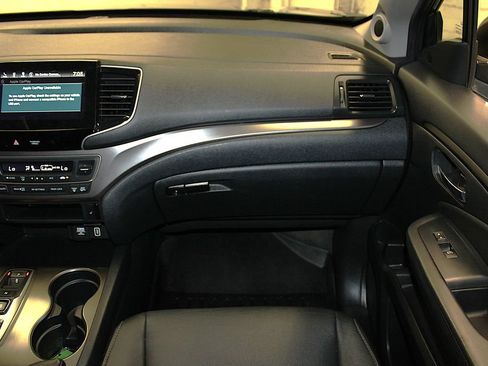 Used 2021 Honda Pilot EX-L image 32