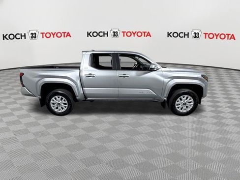 New 2025 Toyota Tacoma SR5 image 9
