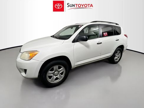 Used 2011 Toyota RAV4 4WD image 9