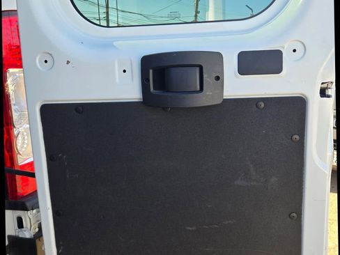 Used 2023 RAM ProMaster 2500 image 13