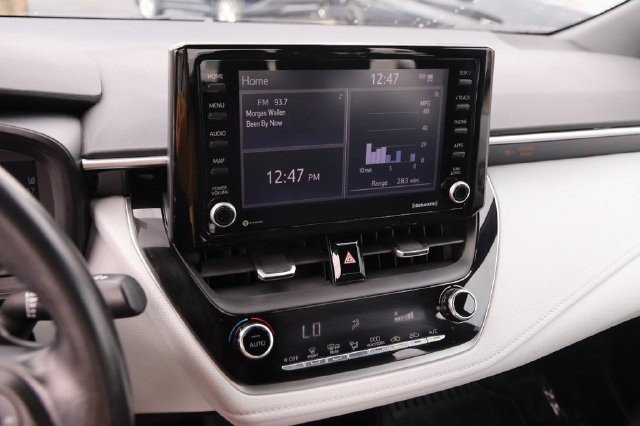 Used 2022 Toyota Corolla SE FWD image 14