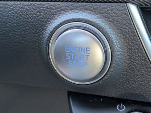 Used 2025 Hyundai Sonata SEL image 17