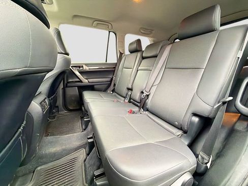 Used 2018 Lexus GX 460 w/ Navigation Package AWD/4WD image 23