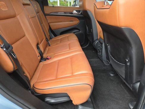 Used 2012 Jeep Grand Cherokee Overland Summit RWD image 13