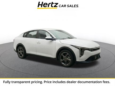 Used 2025 Kia K4 FWD image 1