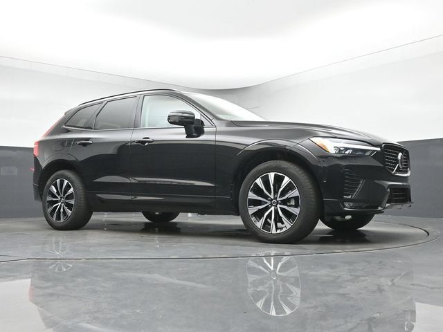 Used 2024 Volvo XC60 B5 Plus w/ Protection Package Premier AWD/4WD image 10