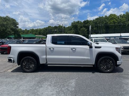 Certified 2022 GMC Sierra 1500 Denali Ultimate AWD/4WD image 2