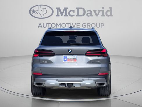 Used 2025 BMW X5 xDrive40i w/ Premium Package AWD/4WD image 5