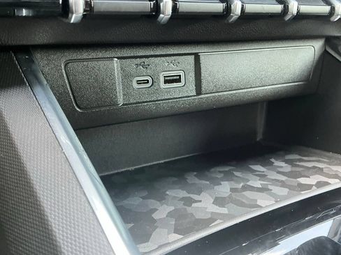 Used 2026 GMC Canyon Elevation RWD image 43