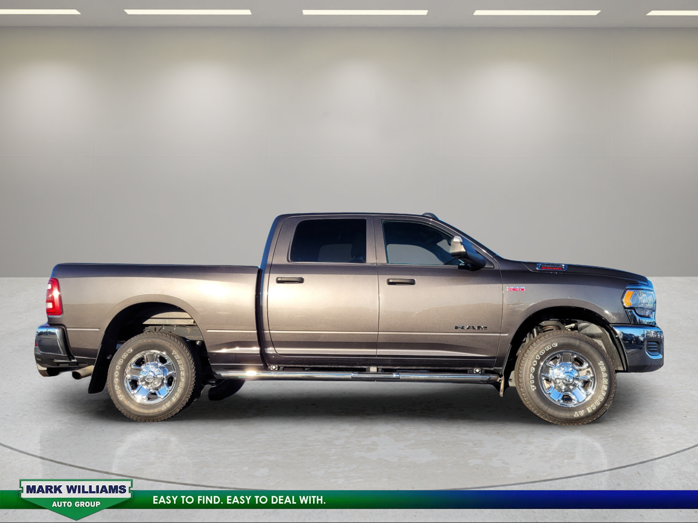 Used 2022 RAM 2500 Tradesman w/ Towing Technology Group AWD/4WD image 2