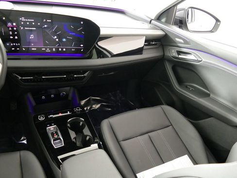 Certified 2025 Audi Q6 e-tron Premium Plus w/ Premium Plus image 8