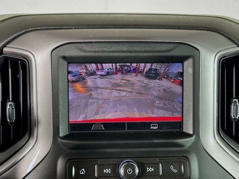 Used 2023 Chevrolet Silverado 1500 Custom image 12