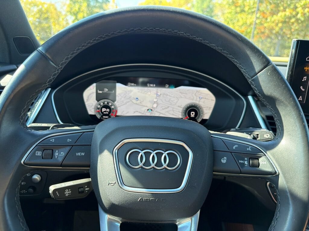 Used 2023 Audi Q5 2.0T Prestige w/ Prestige Package AWD/4WD image 17