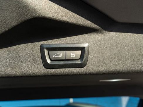 Used 2024 BMW X5 M Competition w/ Premium Package image 21