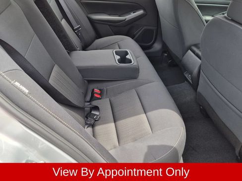 Used 2025 Nissan Altima 2.5 SV FWD image 29