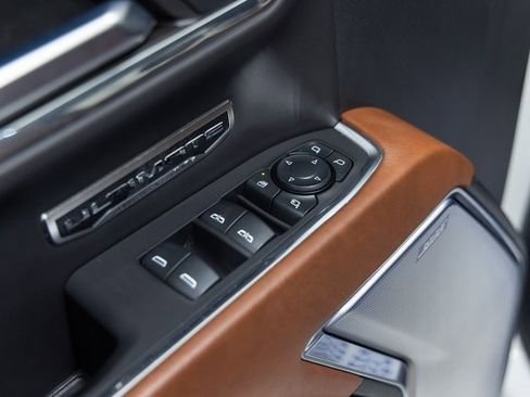 Used 2024 GMC Sierra 1500 Denali Ultimate image 12