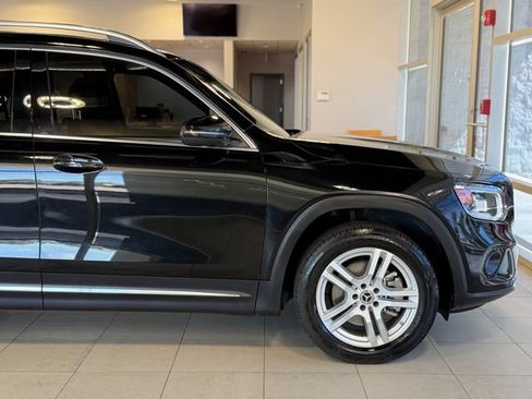 Used 2023 Mercedes-Benz GLB 250 4MATIC image 16