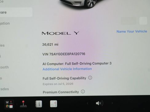 Used 2023 Tesla Model Y AWD image 69