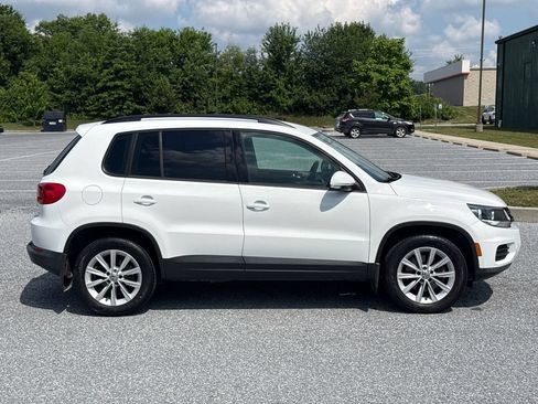 Used 2017 Volkswagen Tiguan S FWD image 8