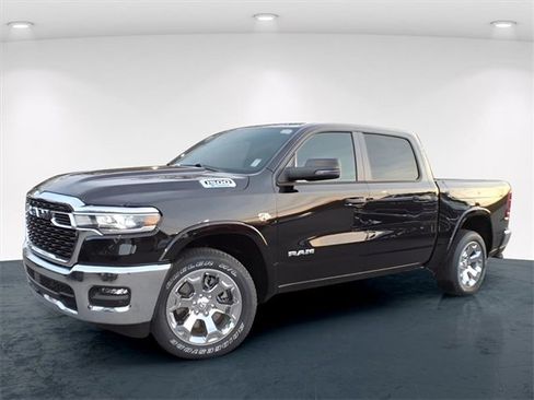 New 2026 RAM 1500 4x4 Crew Cab image 2