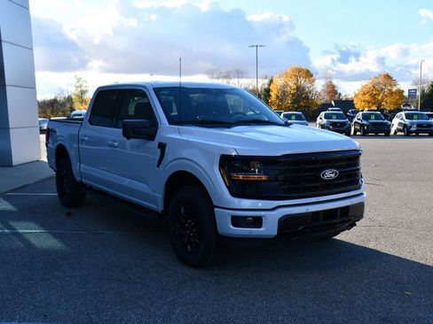 New 2025 Ford F150 XLT w/ Equipment Group 302A MID AWD/4WD image 9